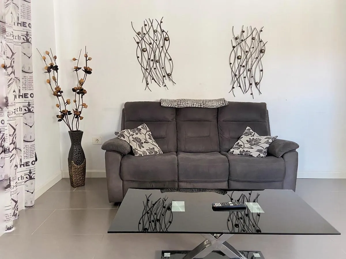 公寓 1 Bed Los Cristianos Near The Bus Station 阿罗纳