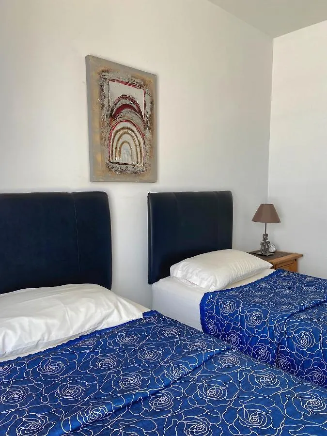 1 Bed Los Cristianos Near The Bus Station 阿罗纳 0*,  西班牙