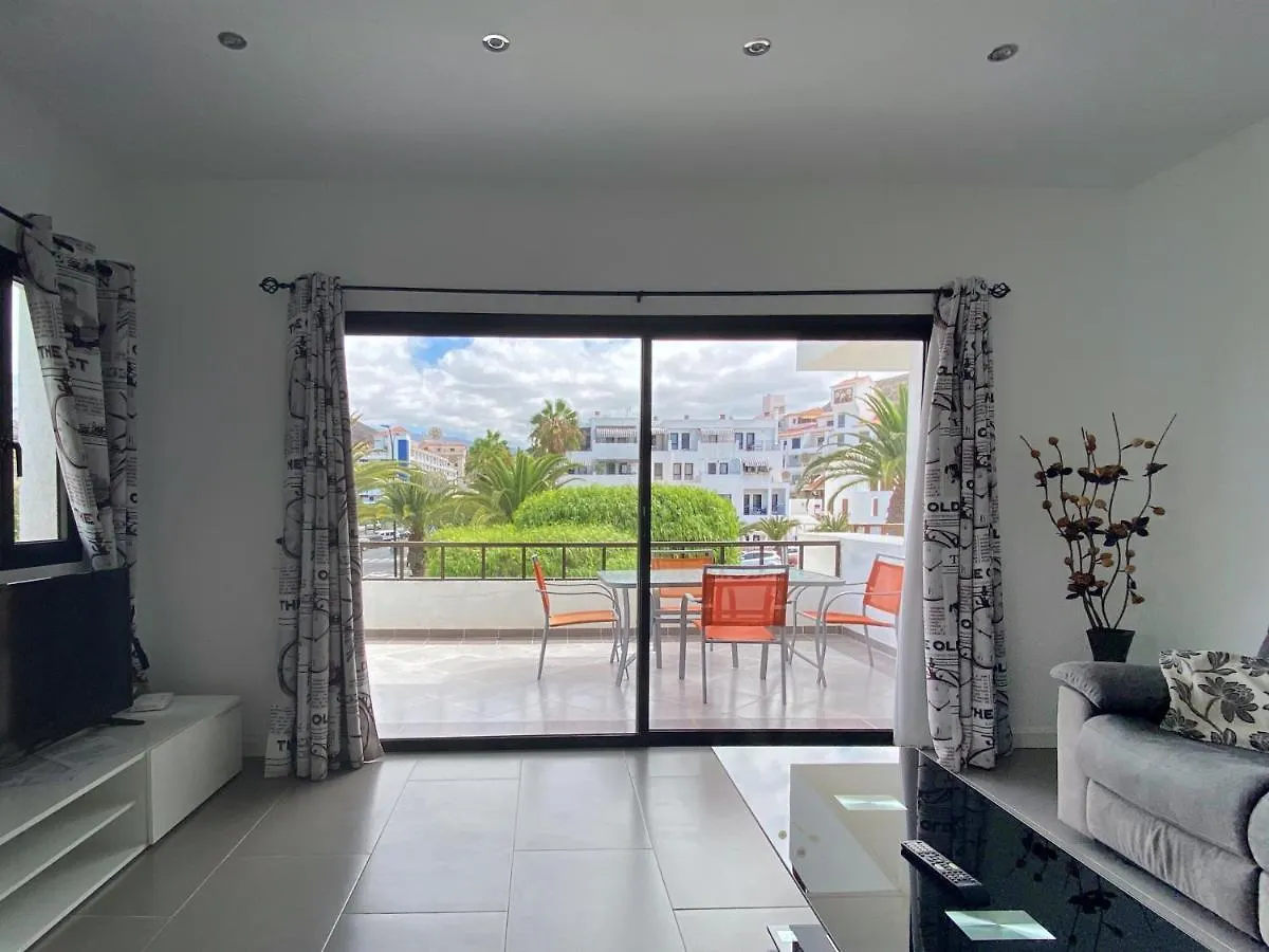 1 Bed Los Cristianos Near The Bus Station 阿罗纳 公寓