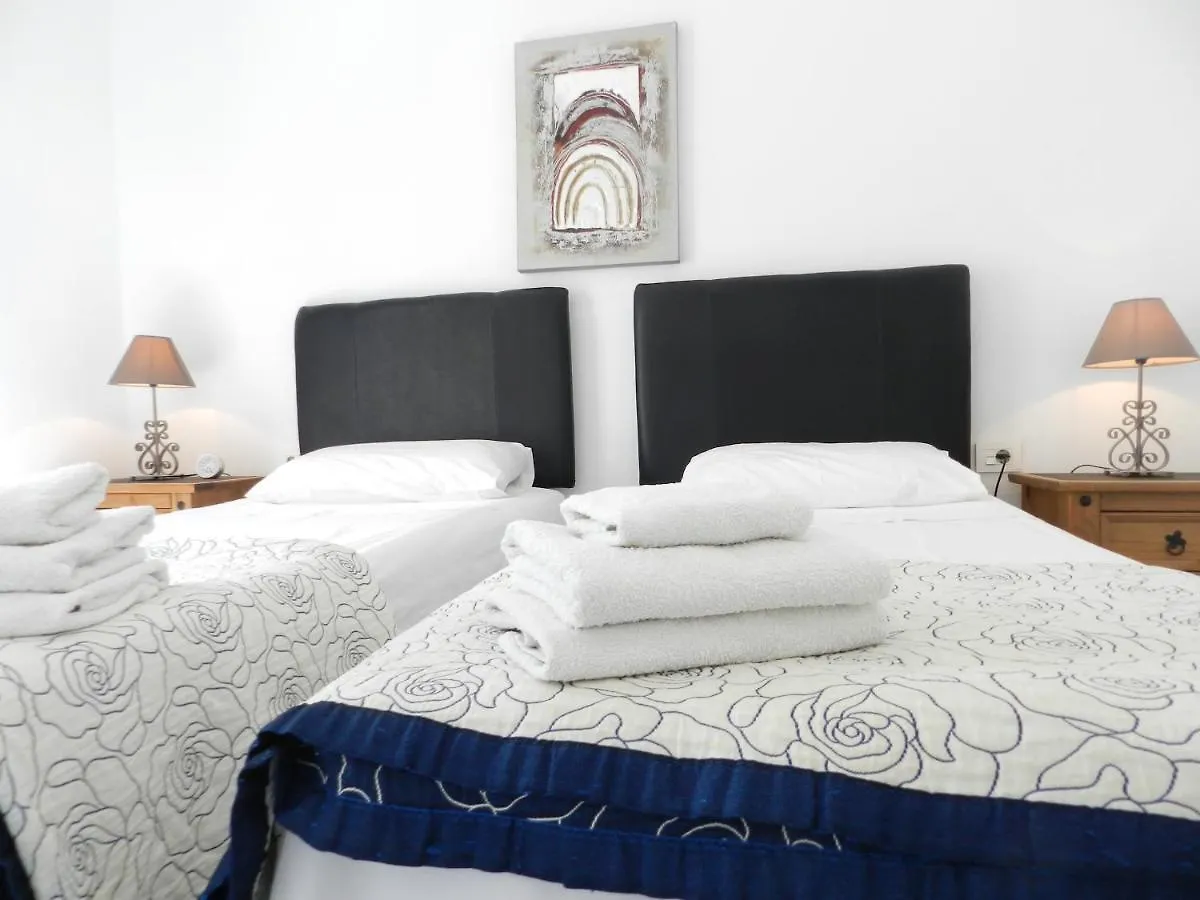 1 Bed Los Cristianos Near The Bus Station Arona  0*, Arona (Tenerife) Spanien